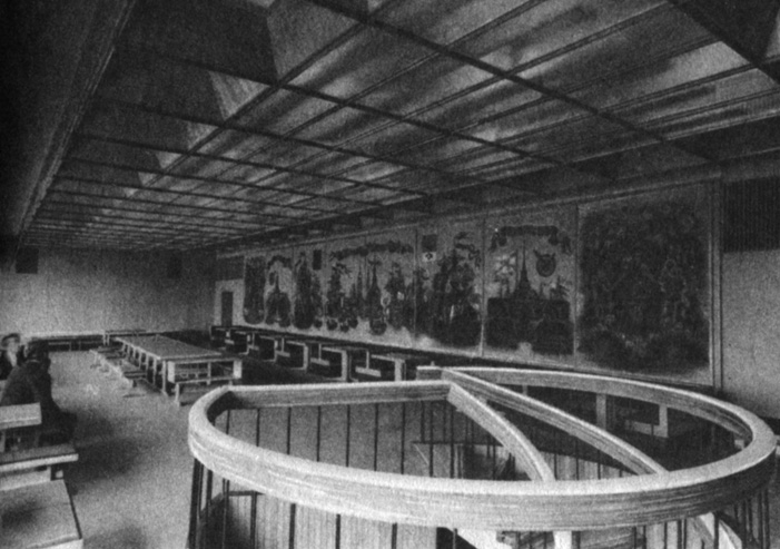 'Петровский зал' гостиницы 'Ленинград' в городе на Неве